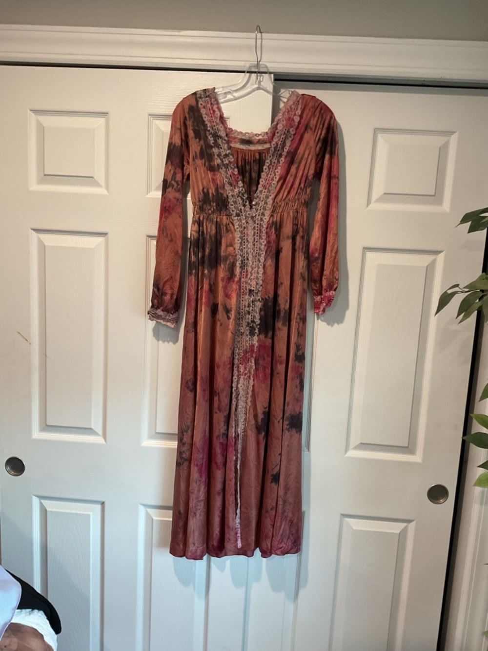 True Vintage Tie-Dye Pink Brown Long Lace-Trim Satin Dress Chemise Nightgown Y2K - Picture 9 of 9